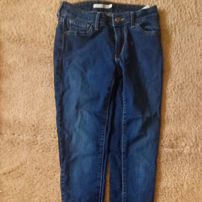 Girls Levis 711